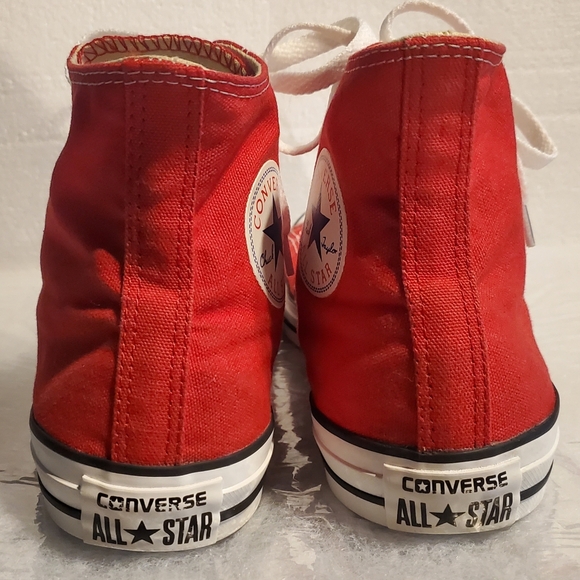 Converse All-Star Bold Red & White  High-Tops Chuck Taylor Unisex - Picture 6 of 8
